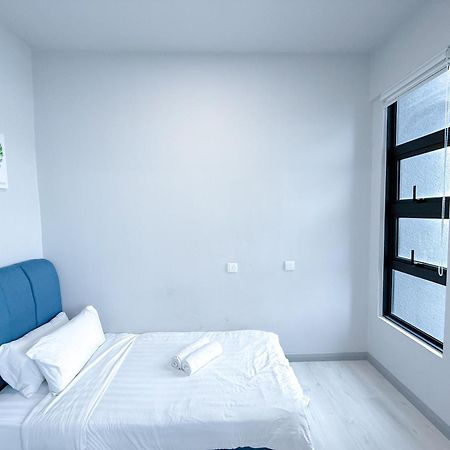 Vv Homestay Jesselton Quay Surla Sabah Mall Kk 亚庇贵赴行馆 Kota Kinabalu Luaran gambar