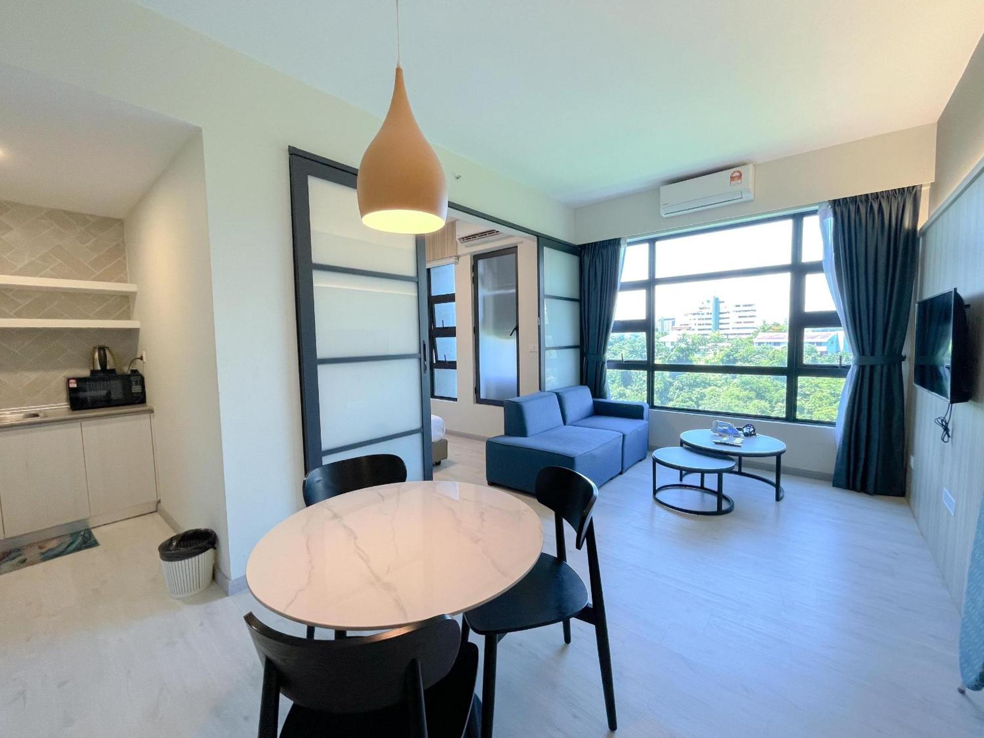 Vv Homestay Jesselton Quay Surla Sabah Mall Kk 亚庇贵赴行馆 Kota Kinabalu Luaran gambar